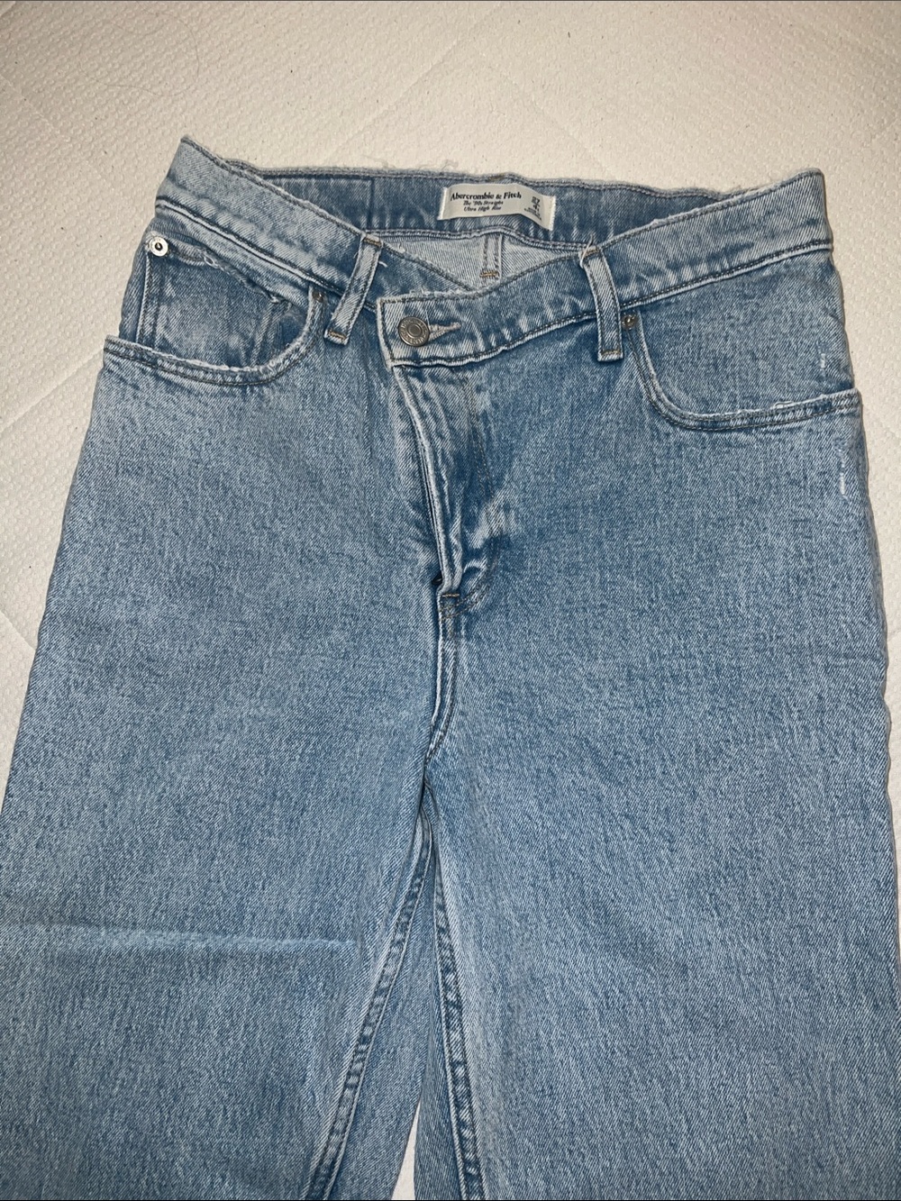 Abercrombie Light Blue 90’s Straight-Leg Crossover Waist Jeans -Curve Love Short